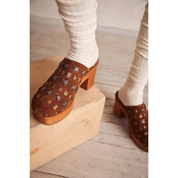 Free People Claudia Leather Clogs Sandals $168 - Picture 8 of 9